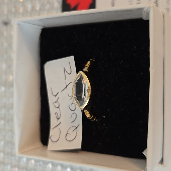 Ring, Crystal Clear Quartz - Picture 2 of 3